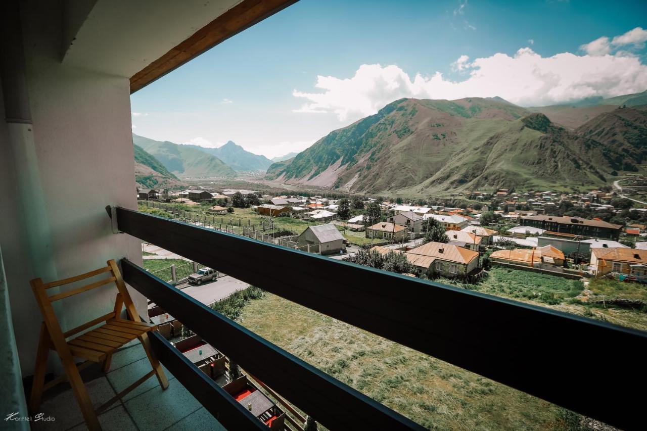 Alpine Lounge Kazbegi Hotel Exterior photo