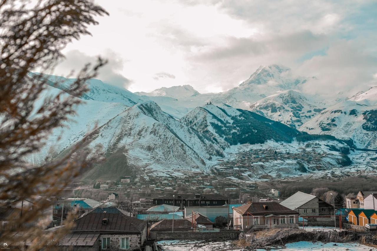 Alpine Lounge Kazbegi Hotel Exterior photo